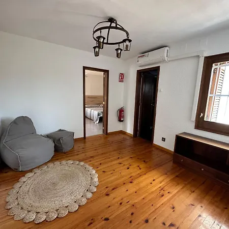 Casa L'avi Holiday home