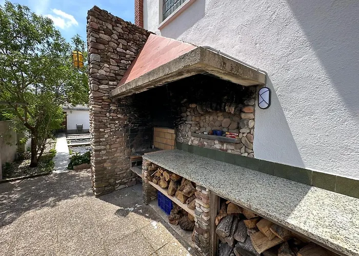 Casa L'avi Ferienhaus